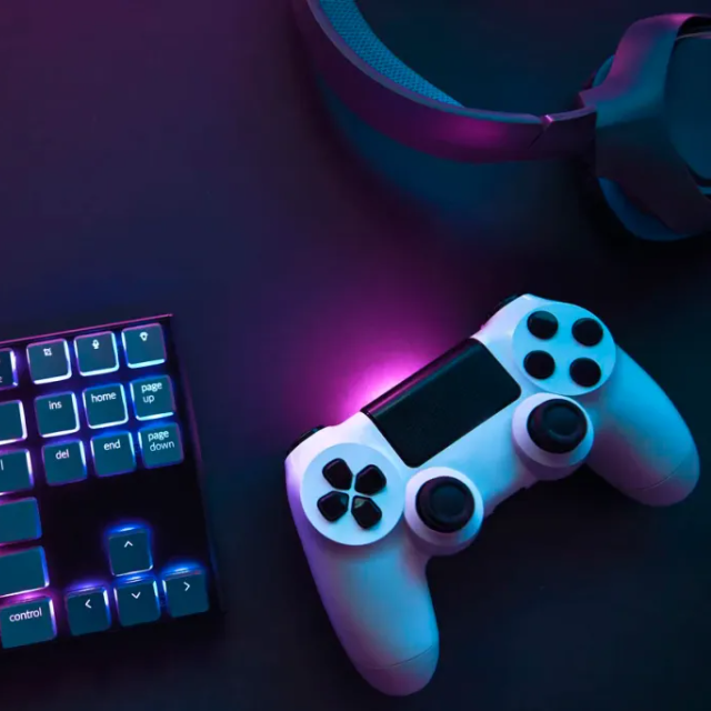 Games & Entertainment