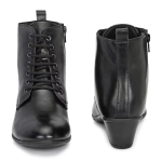 Women solid lace up ankle boot